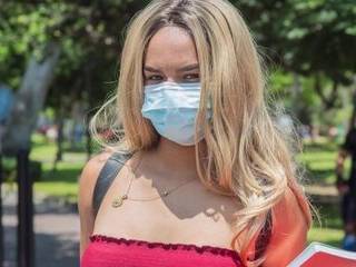 Порно жена страпон