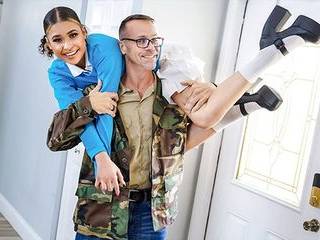 Жесткое порно на пляже